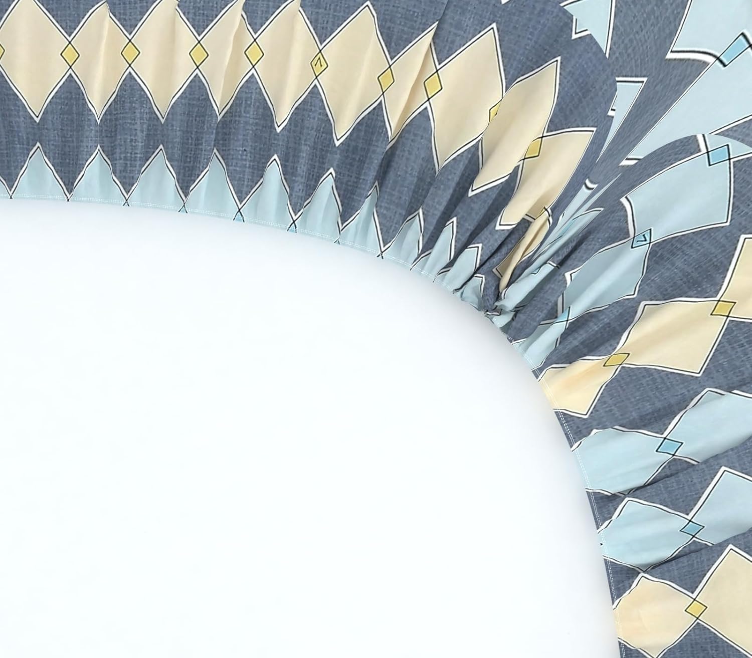 Plush 210 TC Cotton Feel Glace Elastic Fitted Bedsheet for Double Bed - Image 2